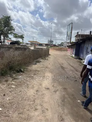 Roadside Title Land at Sakaman Junction for Sale