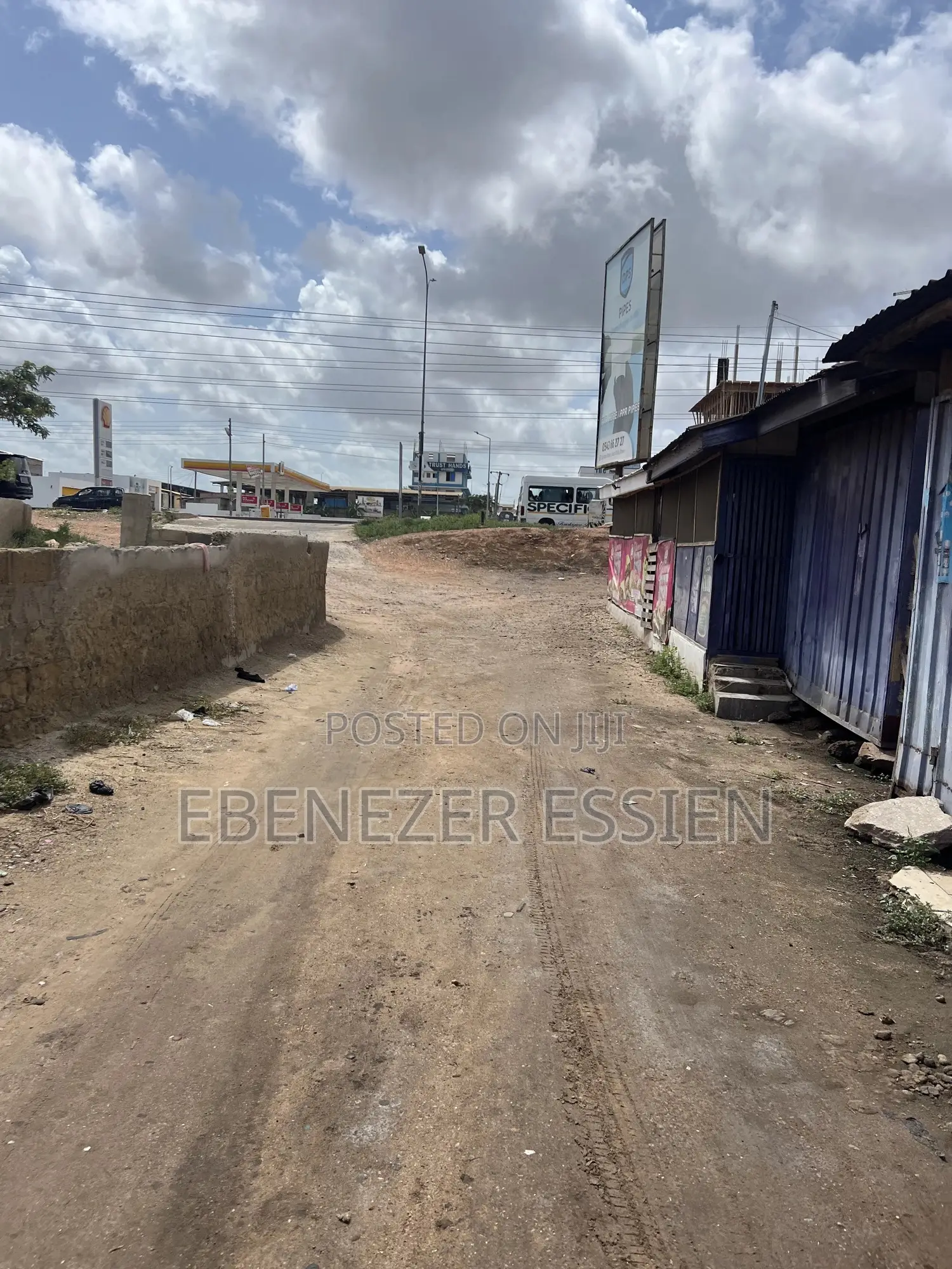 Roadside Title Land at Sakaman Junction for Sale