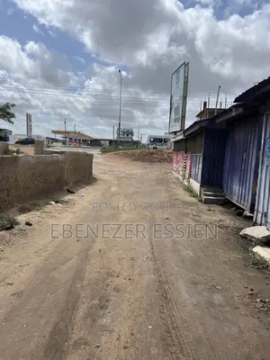 Roadside Title Land at Sakaman Junction for Sale
