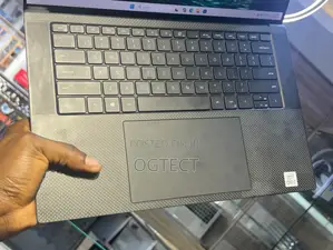 Laptop Dell Precision 5560 16GB Intel Core i7 SSD 512GB
