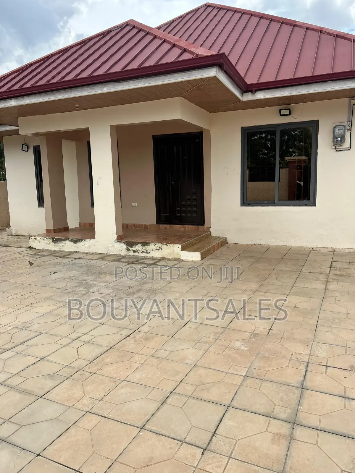 2bdrm House in Ablorh Adjei for sale