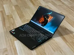 New Laptop Lenovo LOQ 15IRH8 16GB AMD Ryzen 5 SSD 512GB