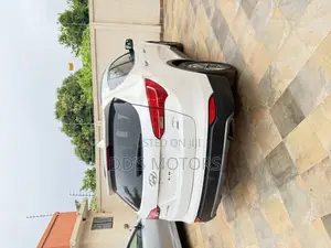 Hyundai Santa Fe 2015 White