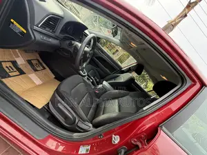 Hyundai Elantra Limited 2018 Red