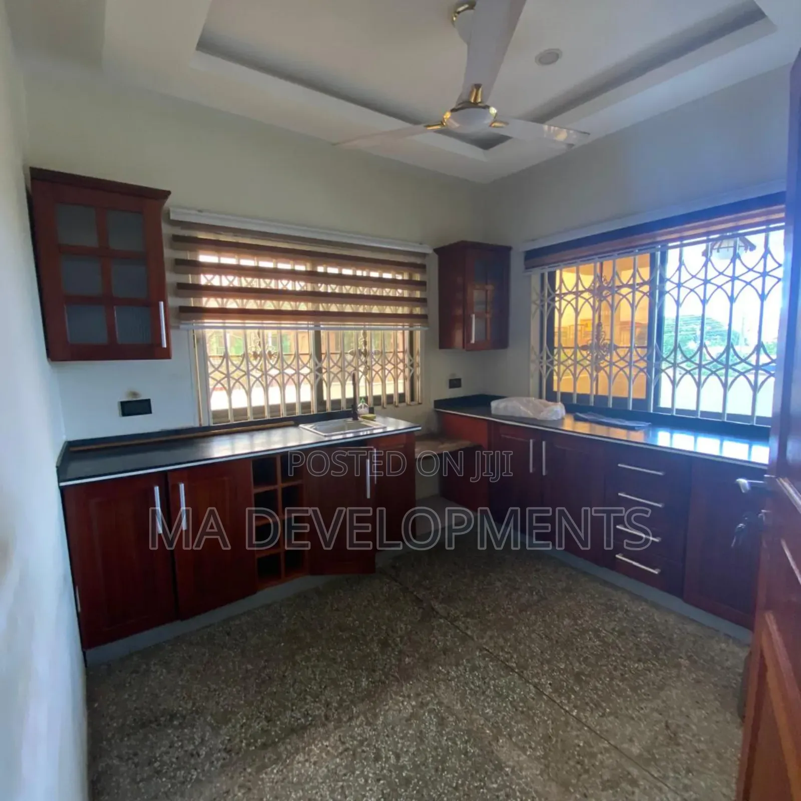 8bdrm House in Achimota Kingsby, Neoplan for rent