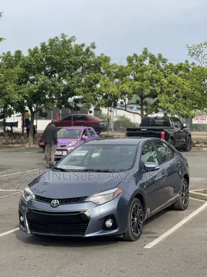 Toyota Corolla S 4dr Sedan (1.8L 4cyl CVT) 2016 Gray