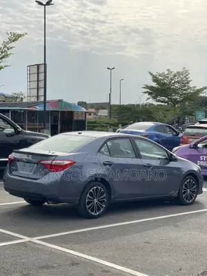 Toyota Corolla S 4dr Sedan (1.8L 4cyl CVT) 2016 Gray