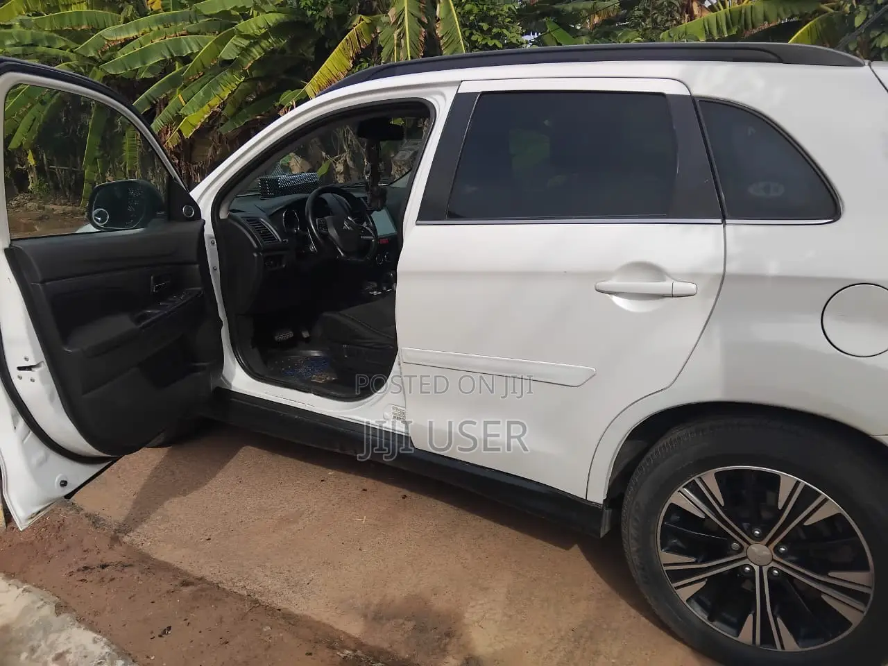Mitsubishi Outlander Sport SE 2015 White