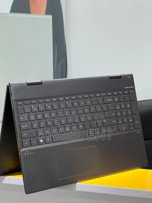 Laptop HP Envy 15 8GB AMD Ryzen 7 SSD 512GB