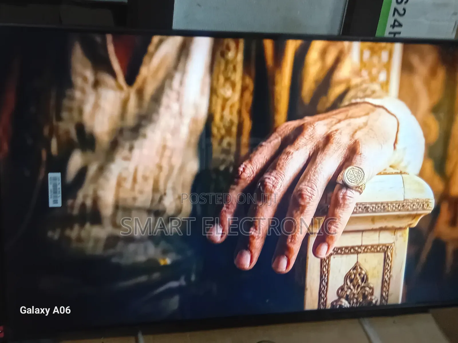 Samsung 43” Smart Television for Movies, Sports Gaming