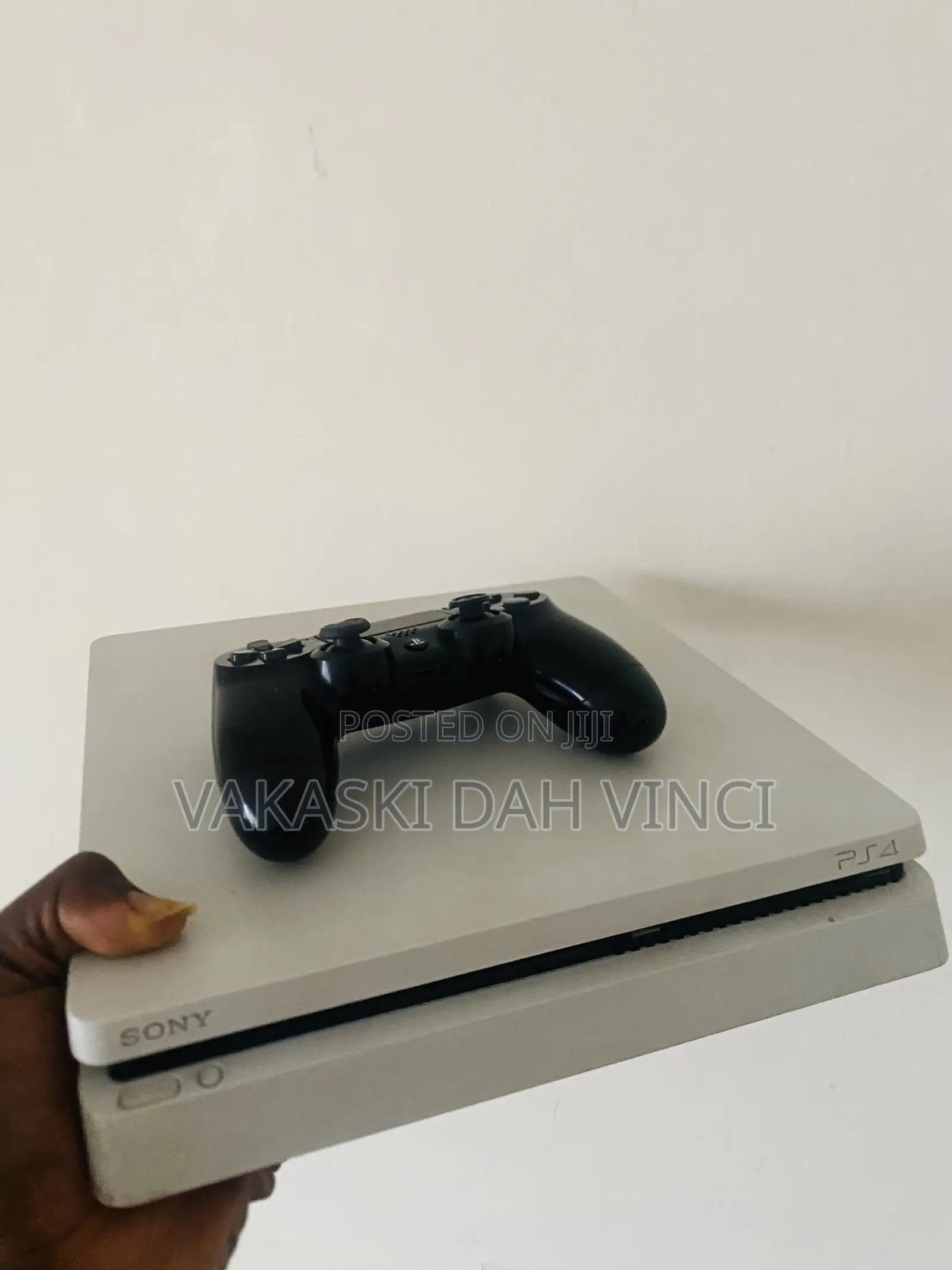 Ps4 Slim White With 5 Games for Sale
