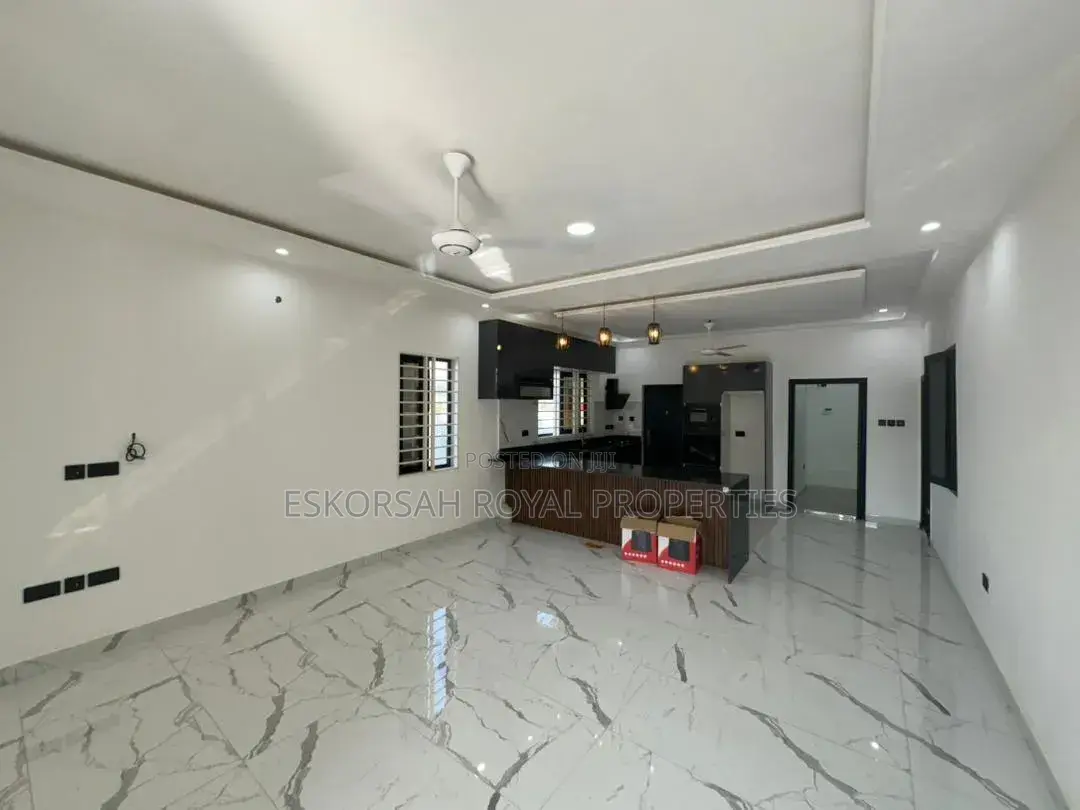 3bdrm House in Amasaman Sarpeiman for sale