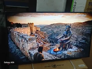 Samsung 43-Inch Smart Television – Stylish Energy Efficient