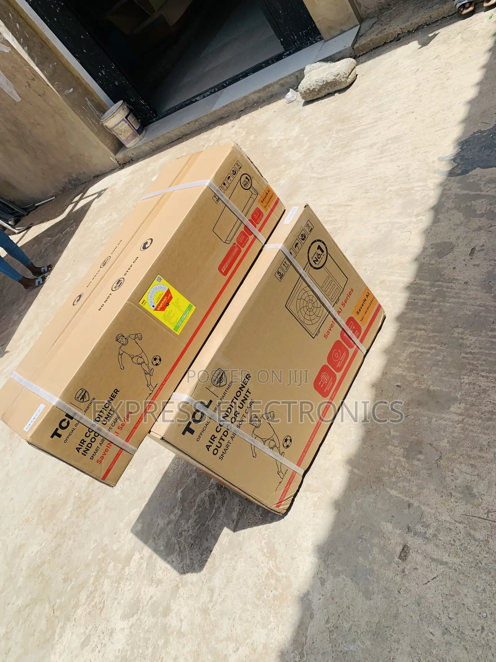 Ultra Modern Sleek Air Conditioner TCL 1.5hp Inverter Dark Grey