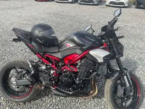 New Kawasaki Z900 2025 Black