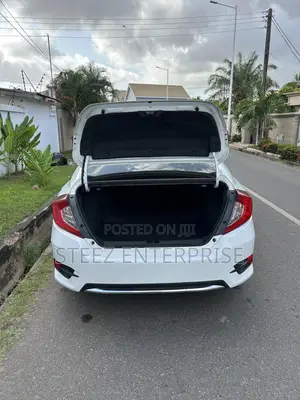 Honda Civic Touring Sedan 2020 White
