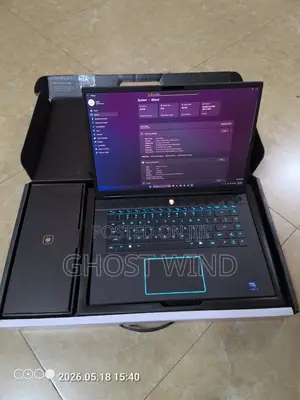 New Laptop Alienware M16 R2 32GB Intel Core Ultra 9 SSD 1T
