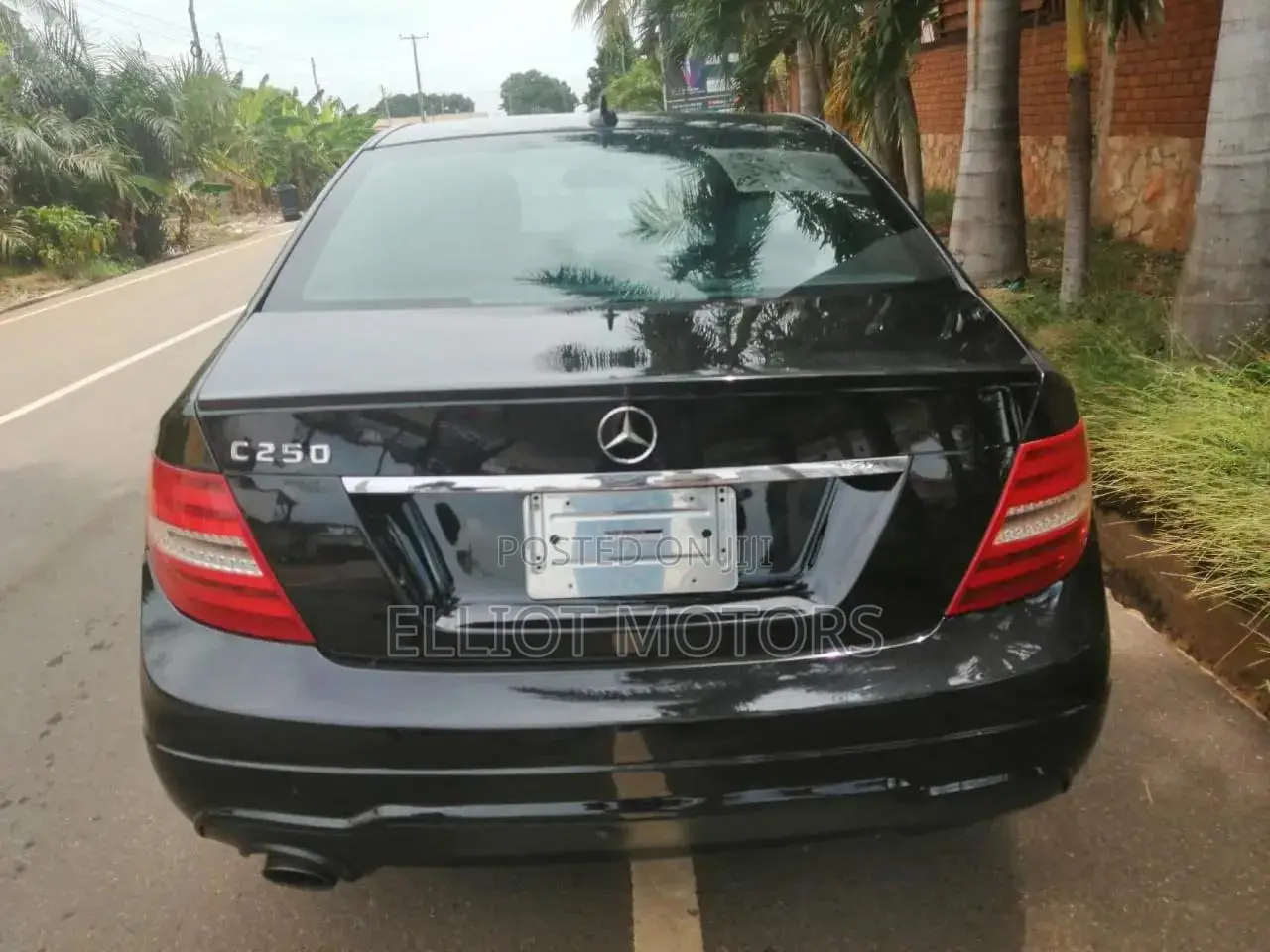 Mercedes-Benz C250 2013 Black