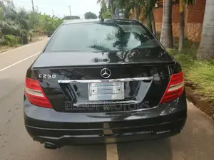 Mercedes-Benz C250 2013 Black