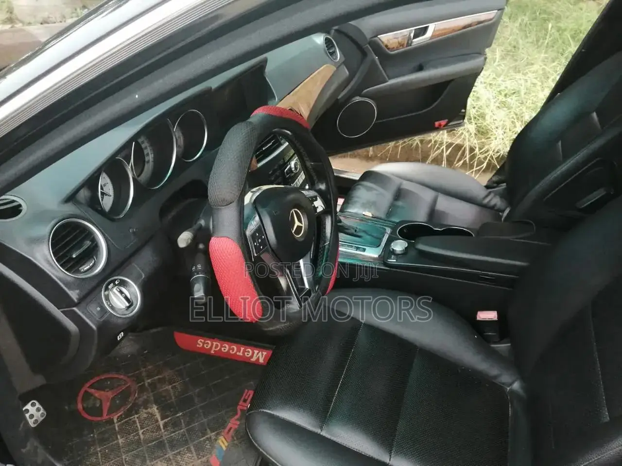 Mercedes-Benz C250 2013 Black