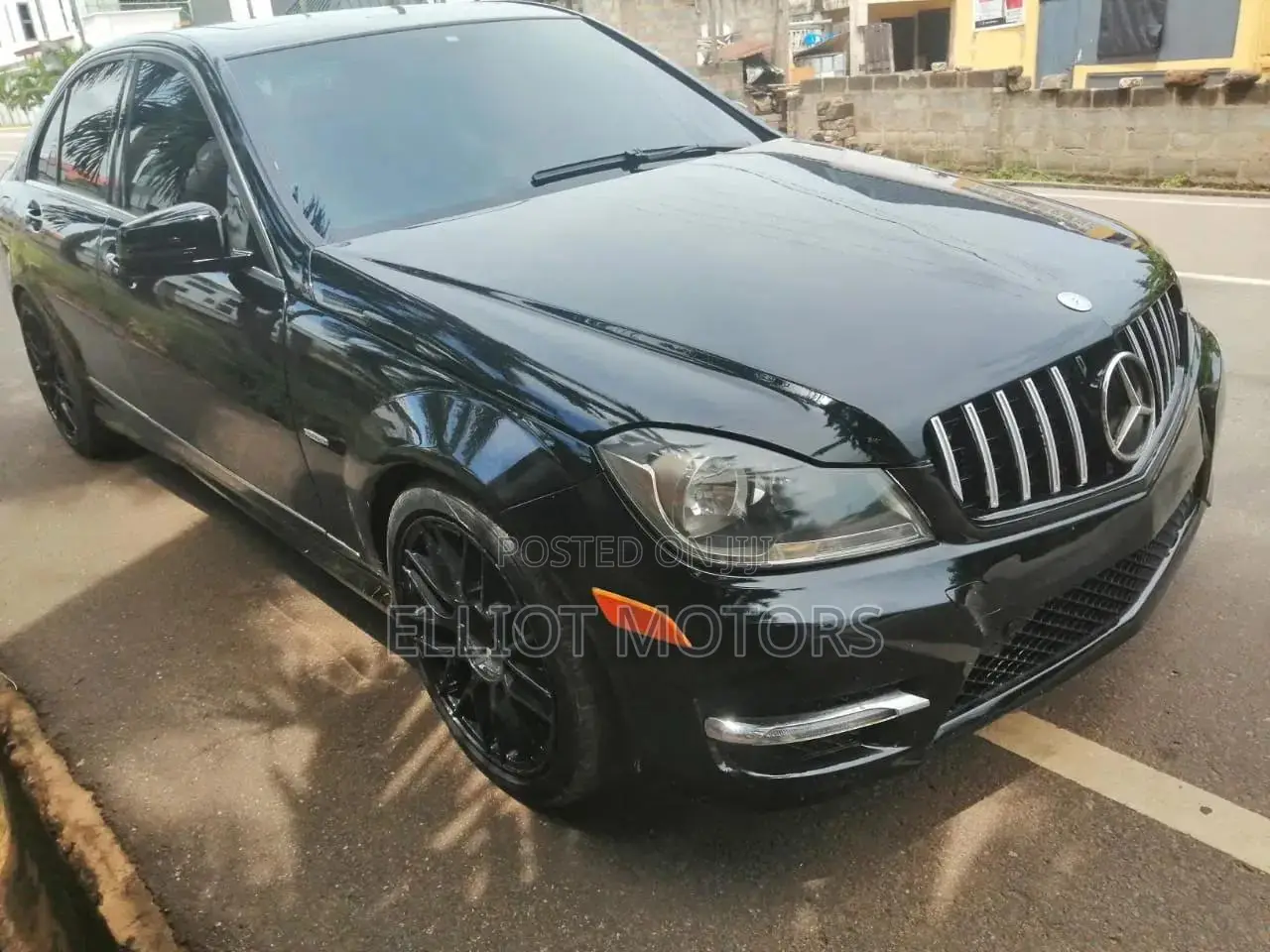Mercedes-Benz C250 2013 Black