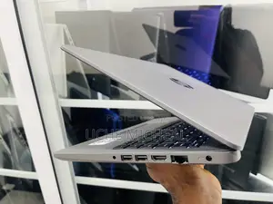 Laptop HP 245 G4 8GB AMD SSD 256GB