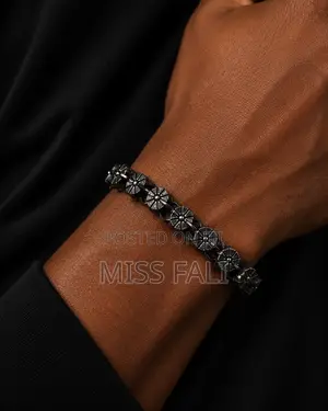 Noir Crest Bracelet