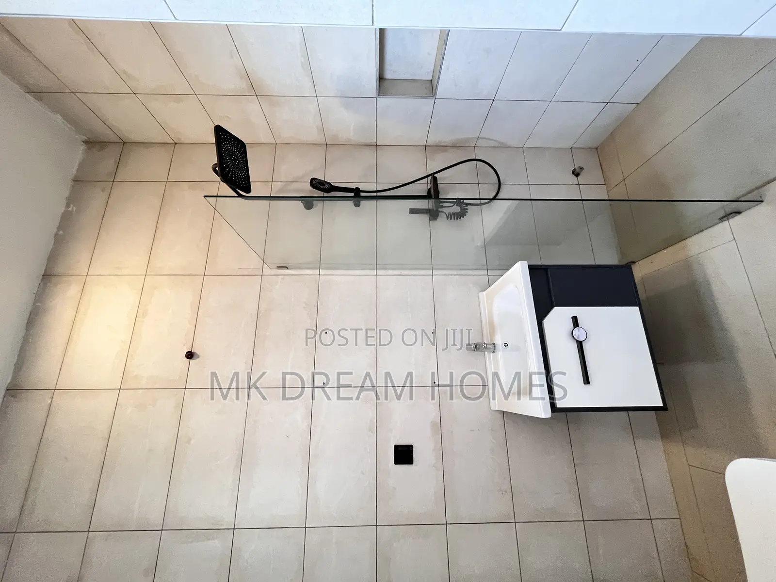 3bdrm House in East Legon for rent