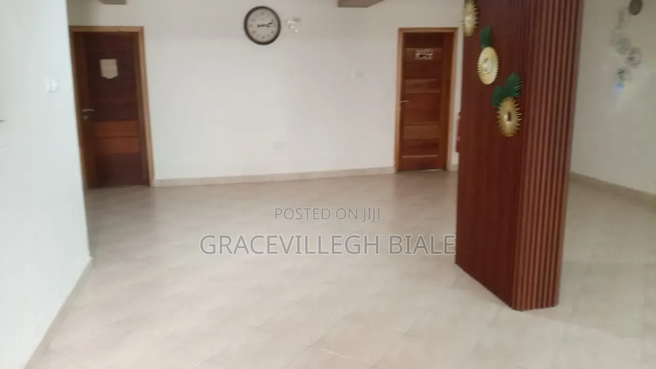 3bdrm Apartment in Gracevillegh, Tesano for rent