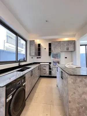 3bdrm House in East Legon for rent