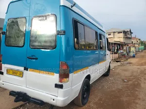 Mercedes-Benz Sprinter 2005 White