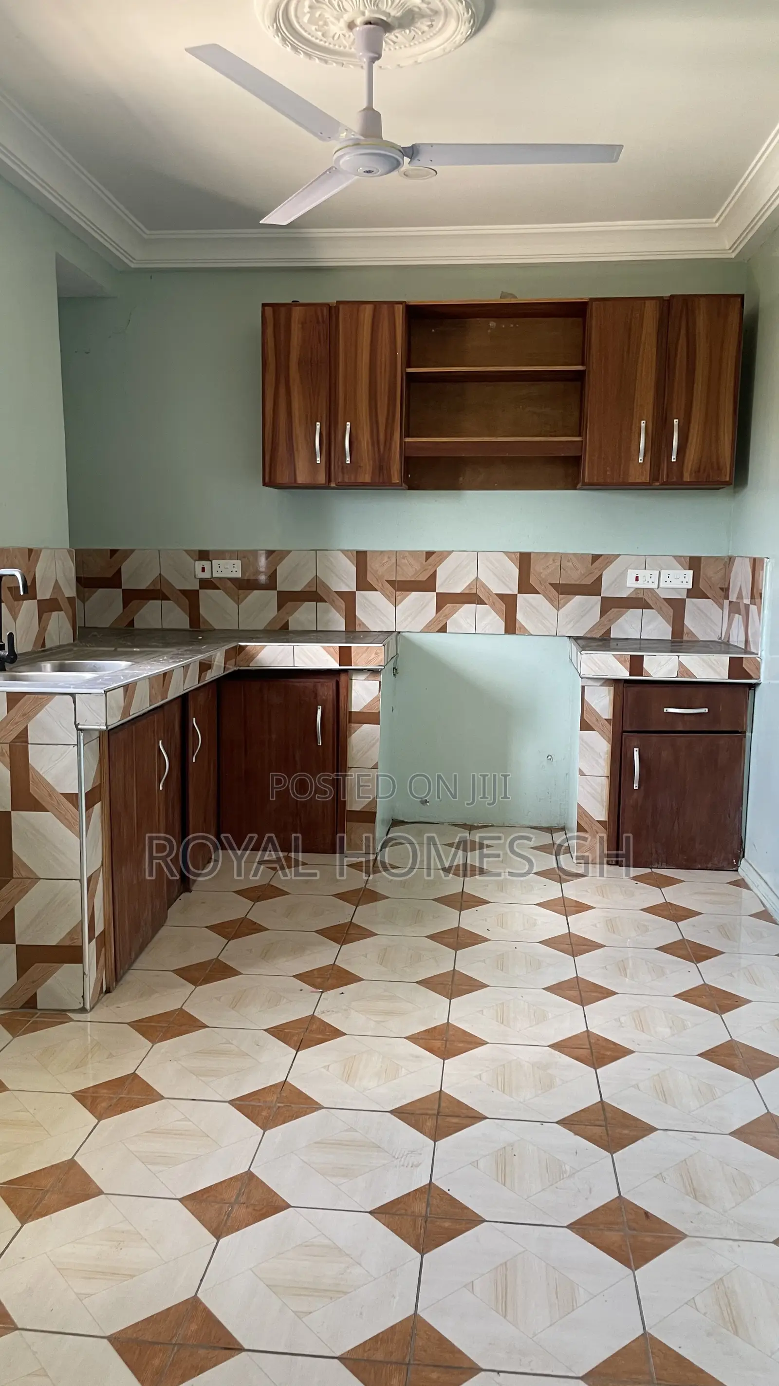 2bdrm Apartment in Royal Homes Gh, New Legon for rent