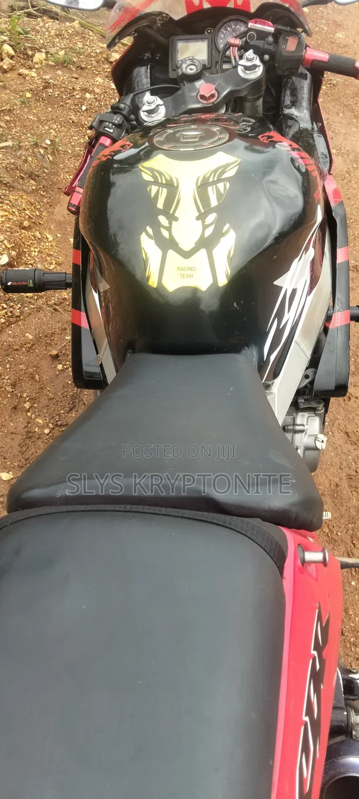 Honda CBR 2002 Red