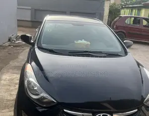 Hyundai Avante 2012 Black