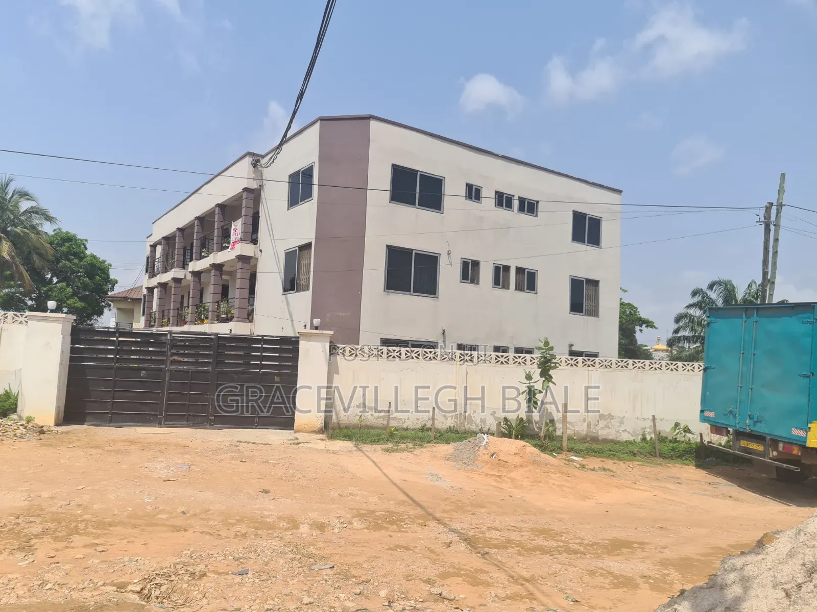 3bdrm Apartment in Gracevillegh, Tesano for rent