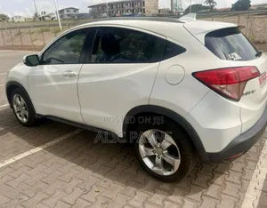 Honda HR-V EX-L w/Navigation AWD 2017 White