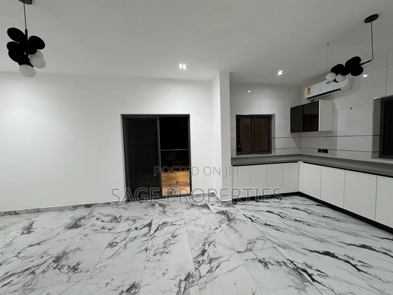 6bdrm House in A&C Mall Area for rent