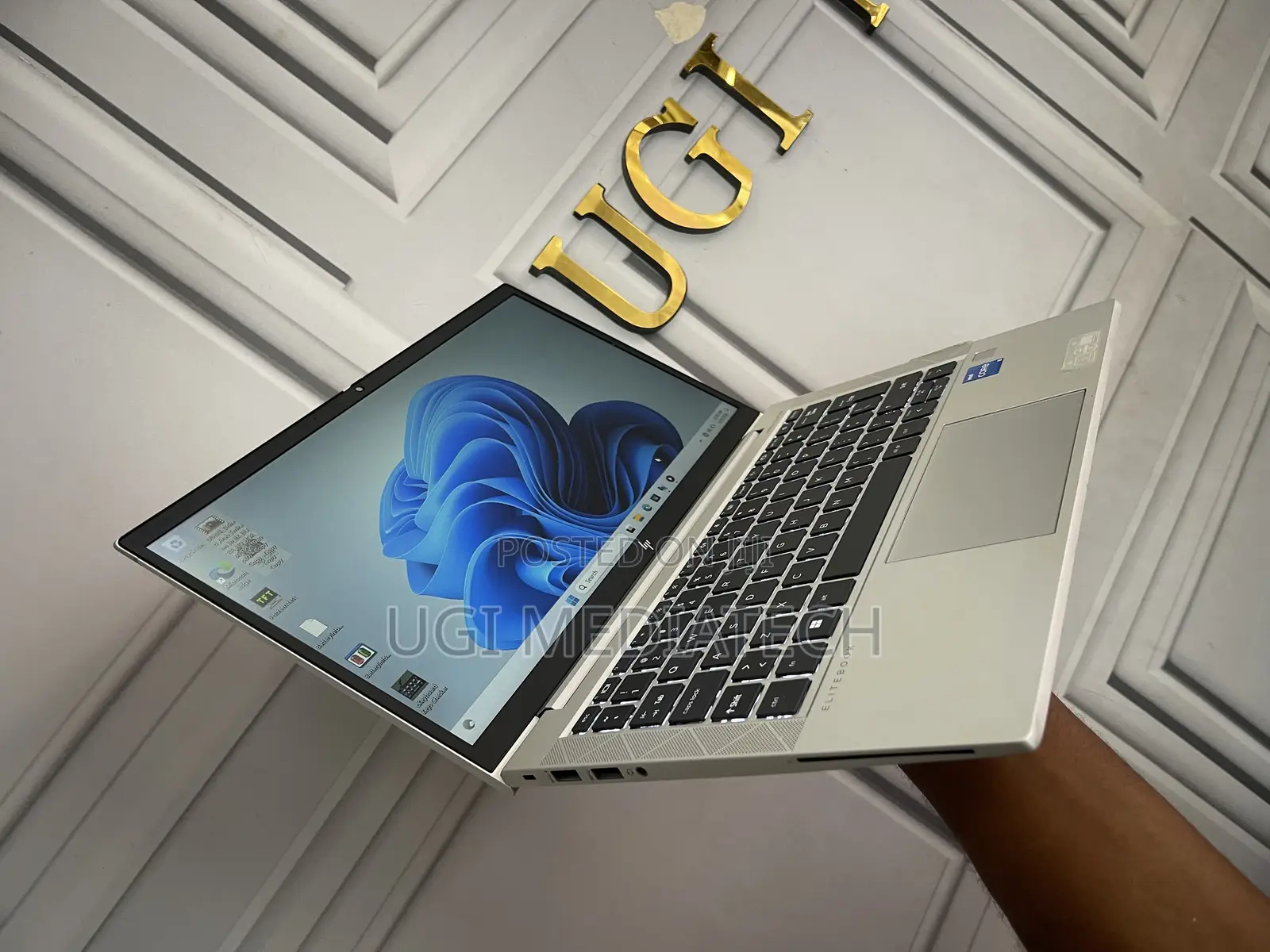 Laptop HP EliteBook 830 G8 8GB Intel Core i5 SSD 256GB