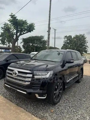 Toyota Land Cruiser 4.6 V8 GX-R 2012 Black