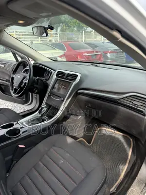 Ford Fusion SE 4dr Sedan (2.5L 4cyl 6A) 2014 White