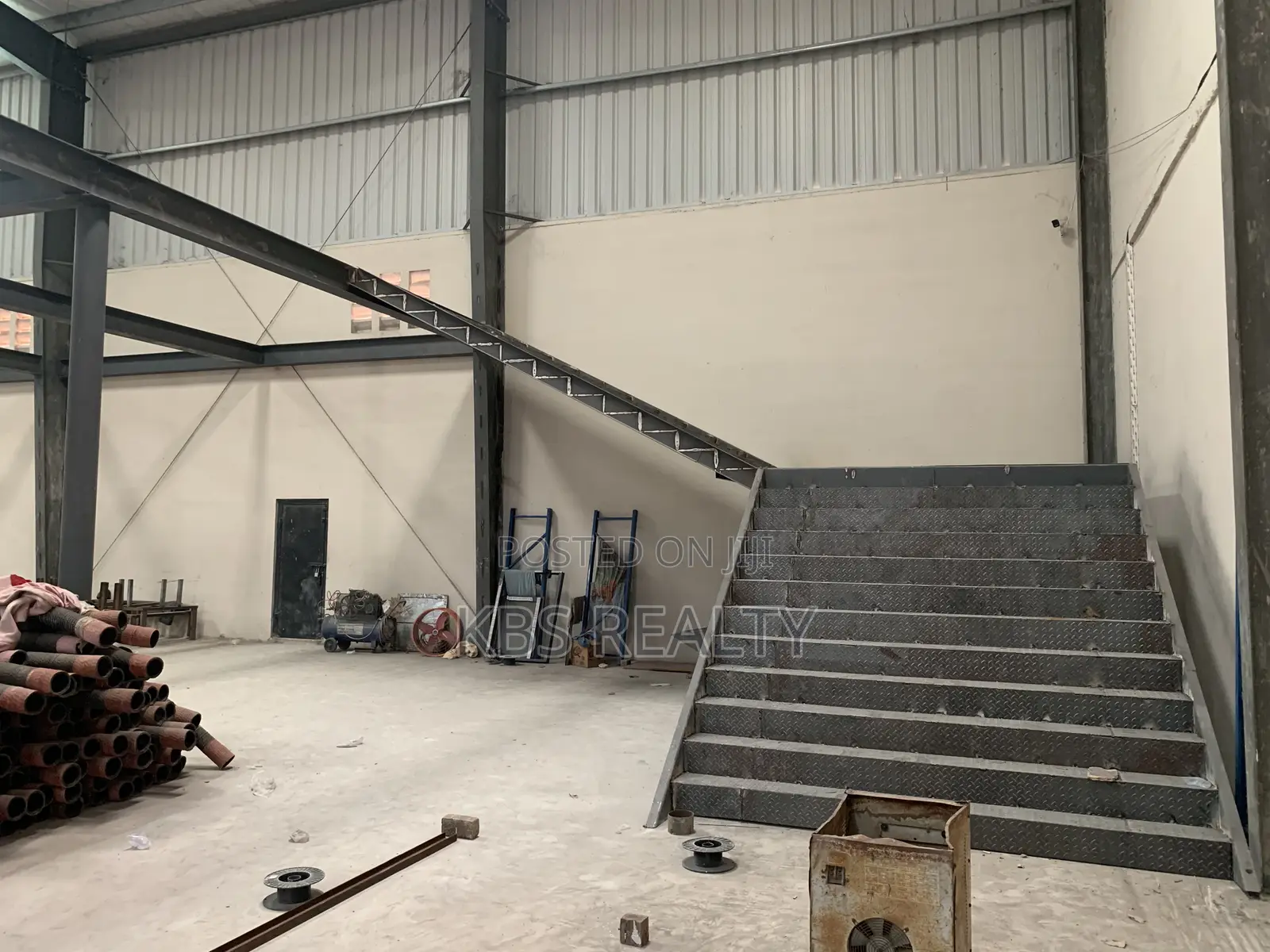 Warehouse for Rent at Near Ahodwo
