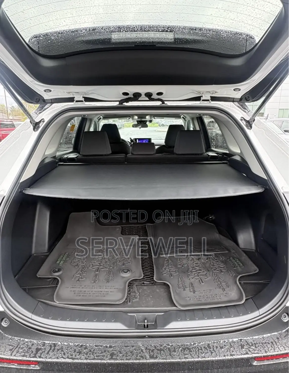 Toyota RAV4 2024 White