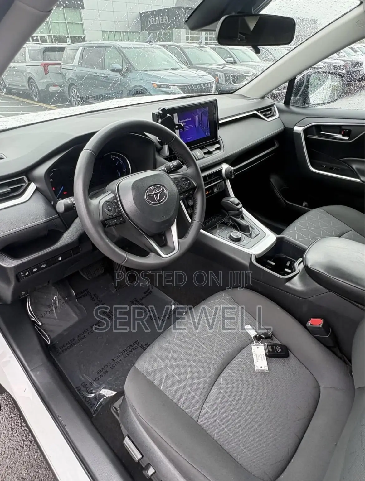Toyota RAV4 2024 White