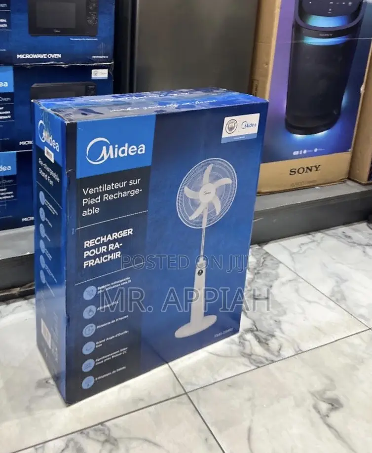 Efficient Midea 18” Rechargeable Fan 