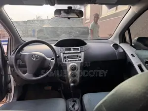 Toyota Yaris 2007 Silver
