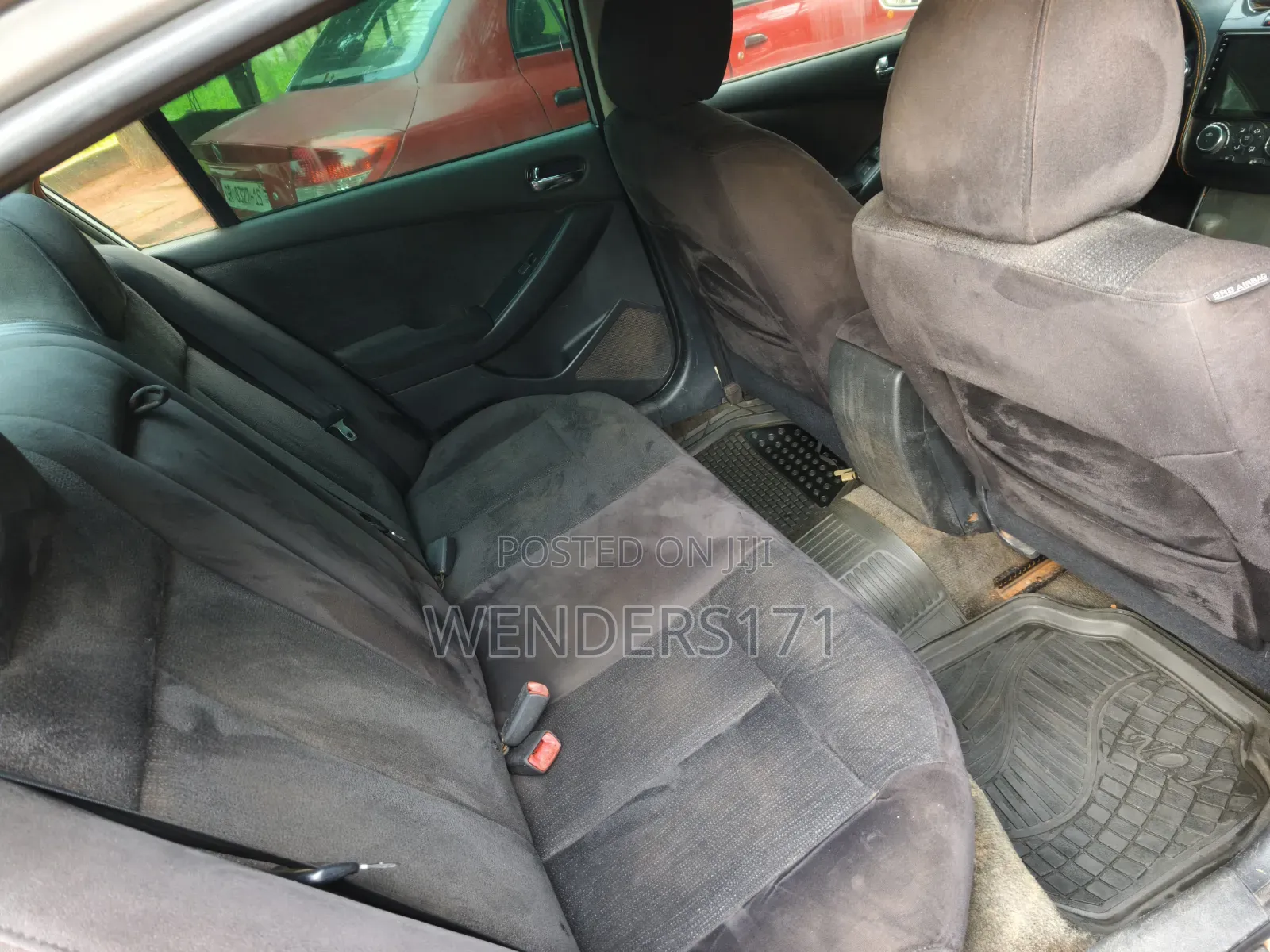 Nissan Altima 2.5 S Sedan 2011 Gray