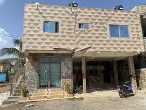 6bdrm Apartment in Lebanon Mother Of, Ashaiman Municipal for sale