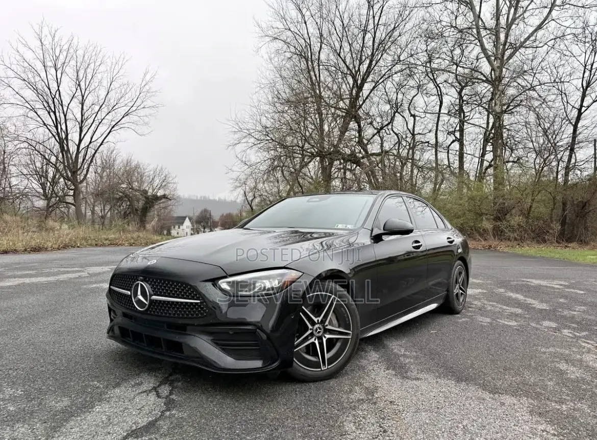 Mercedes-Benz C300 2024 Black