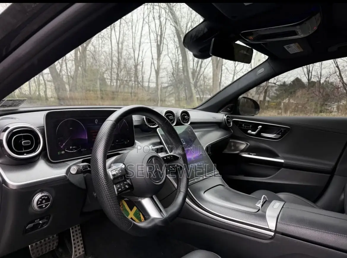 Mercedes-Benz C300 2024 Black