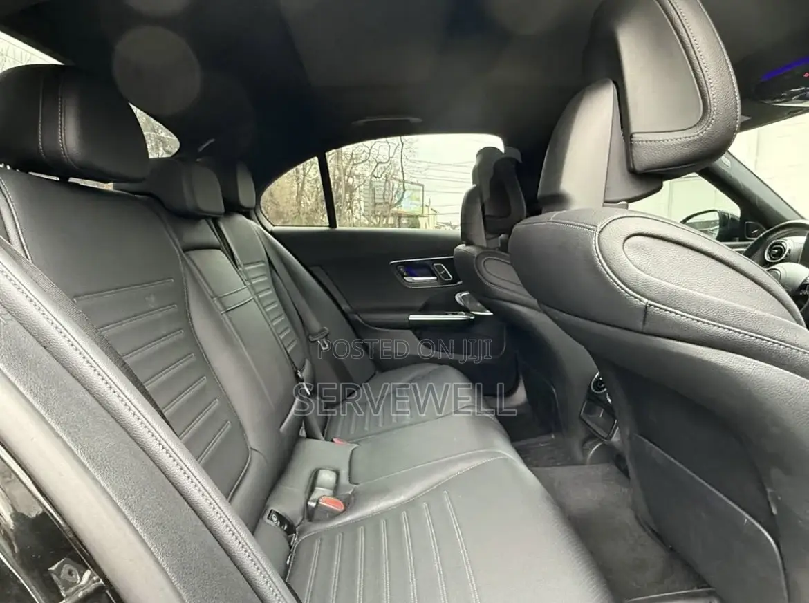 Mercedes-Benz C300 2024 Black